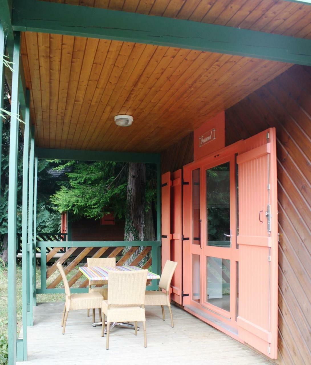 Camping Domaine Du Lac Chambon Murol Zewnętrze zdjęcie