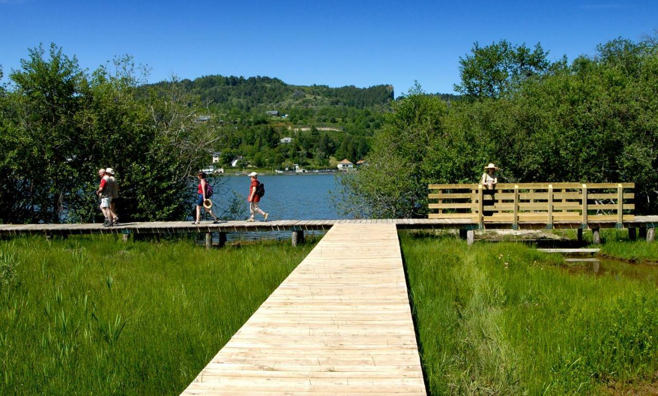 Camping Domaine Du Lac Chambon Murol Zewnętrze zdjęcie