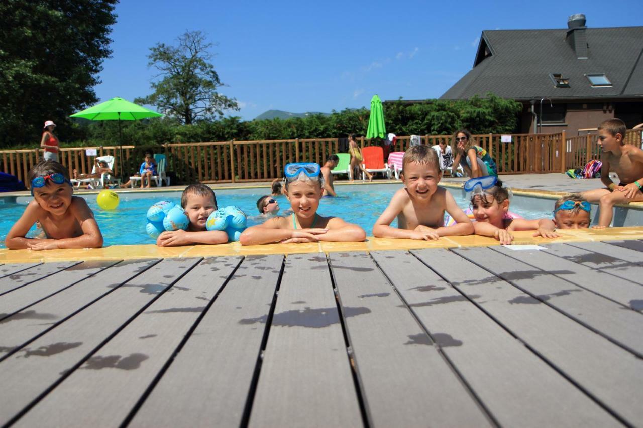 Camping Domaine Du Lac Chambon Murol Zewnętrze zdjęcie